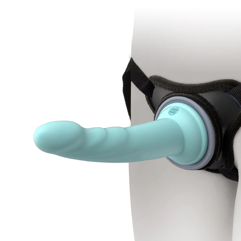 Image of the body dock worn with the blue dildo